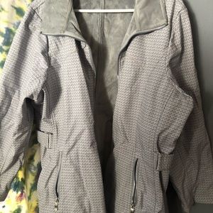 Womens lightweight spring jacket.